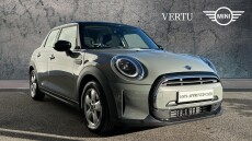 MINI Hatchback 1.5 Cooper Classic 5dr Auto Petrol Hatchback